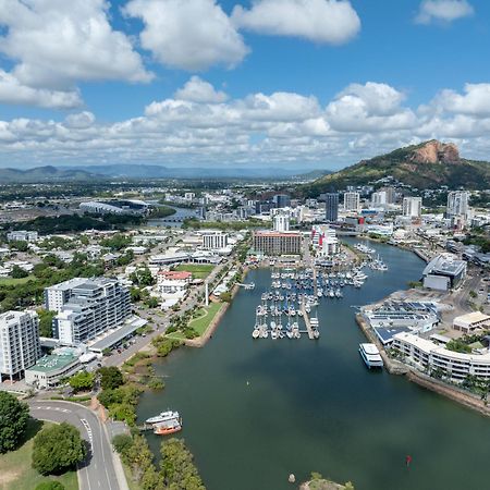 Oaks Townsville Metropole Hotel Zewnętrze zdjęcie