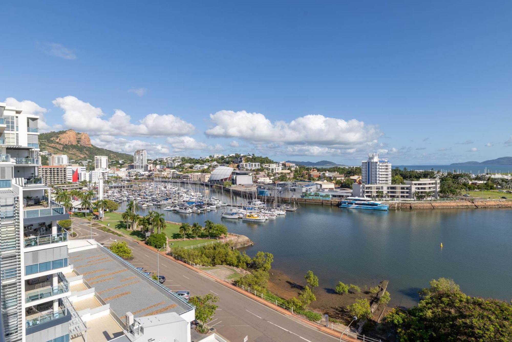 Oaks Townsville Metropole Hotel Zewnętrze zdjęcie