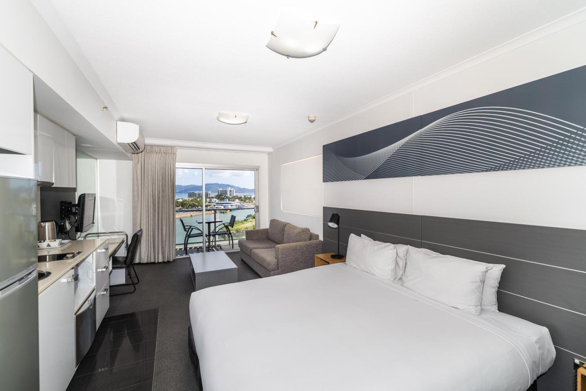Oaks Townsville Metropole Hotel Zewnętrze zdjęcie