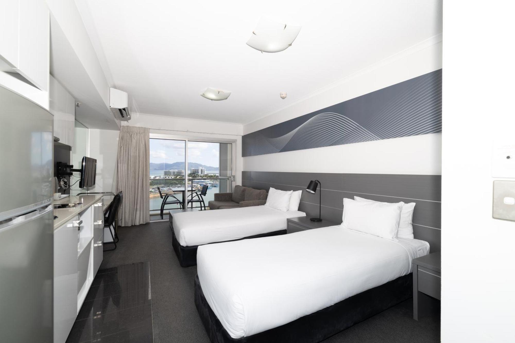 Oaks Townsville Metropole Hotel Zewnętrze zdjęcie